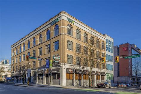 when burberry coats go on sale in vancouver|HR Dunsmuir Street Vancouver .